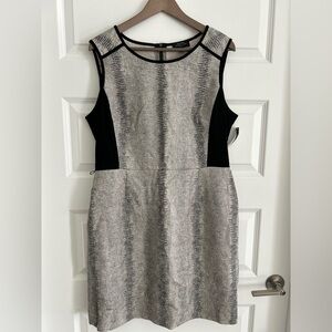 Tahari Faux Snake Dress Cream Black Size 14P Petite